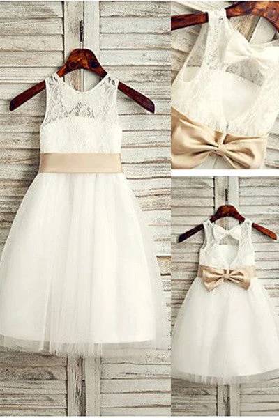 Women's Elegant Clothing Sets Romantic Detailing A Line Cute Ivory Lace Top Tulle Sleeveless Flower Girl Dress with Bowknot